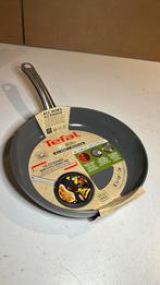 Tefal Renew koekenpan ø24cms  keramisch, Ophalen of Verzenden, Zo goed als nieuw, Koekenpan of Braadpan