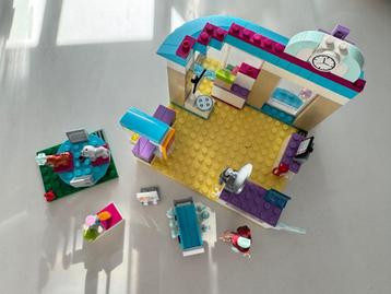 Lego Friends 41085 - Dierenkliniek beschikbaar voor biedingen