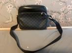 Louis vuitton messenger bag, Sieraden, Tassen en Uiterlijk, Tassen | Schoudertassen, Verzenden, Zo goed als nieuw, Zwart