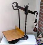 Antiek Smeedijzeren Balans Weegschaal met Contra Gewicht, Antiek en Kunst, Curiosa en Brocante, Ophalen of Verzenden