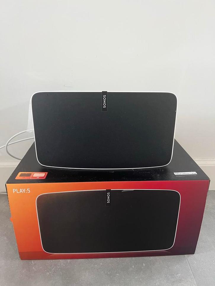 Sonos Play:5 Speaker - Zo goed als nieuw!, Audio, Tv en Foto, Luidsprekers, Zo goed als nieuw, Front, Rear of Stereo speakers