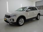 Volkswagen T-Roc 1.5 TSI 150pk  ZEER MOOI, 1498 cc, 4 cilinders, Zilver of Grijs, 1500 kg