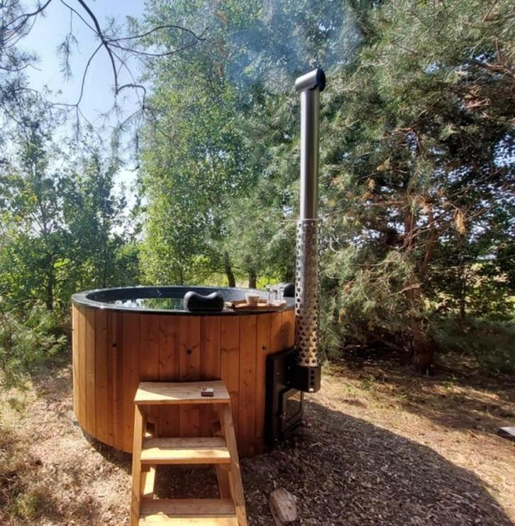Hottub met interne of externe kachel, Tuin en Terras, Bubbelbaden en Hottubs, Nieuw, Vast, Afdekzeil, Trap, Ophalen