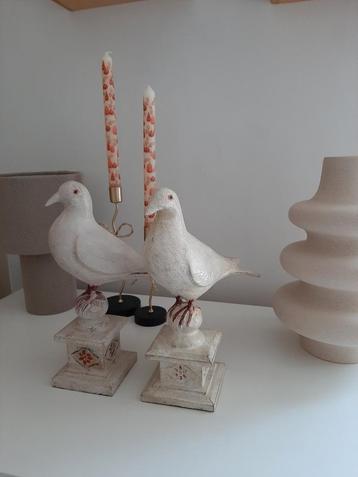Antieke Houten Duiven - Prachtige Decoratie beschikbaar voor biedingen