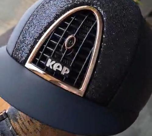 Kep Italia glitter rosé maat M, Dieren en Toebehoren, Paardrijkleding, Zo goed als nieuw, Cap, Dressuur, Ophalen of Verzenden