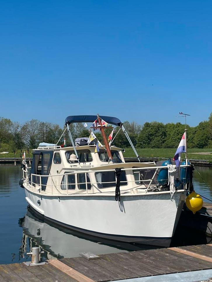 Cascaruda 900 ok, Watersport en Boten, Motorboten en Motorjachten, Gebruikt, Staal, 9 tot 12 meter, Diesel, Binnenboordmotor, 30 tot 50 pk