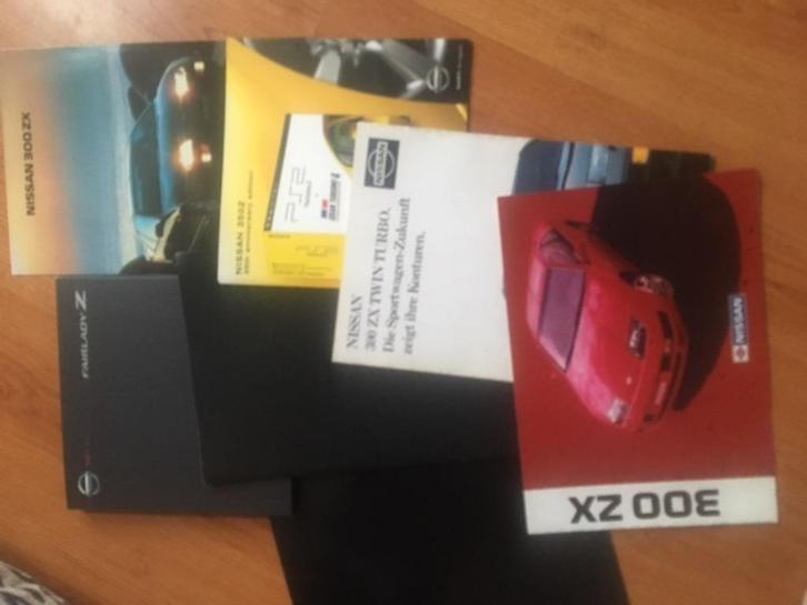 Nissan 300 ZX, 350Z of 370Z brochure/auto folder '85 - '13, Boeken, Auto's | Folders en Tijdschriften, Zo goed als nieuw, Nissan