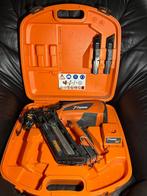 Paslode tacker impulse met 2 accus en lader, Ophalen of Verzenden, Gebruikt