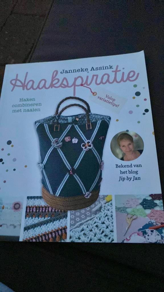 Janneke Assink - Haakspiratie, Boeken, Hobby en Vrije tijd, Zo goed als nieuw, Breien en Haken, Ophalen of Verzenden