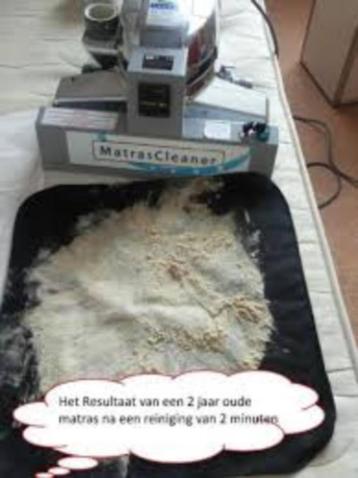 Een schone Matras van binnen gereinigd - Thuis gereinigd beschikbaar voor biedingen