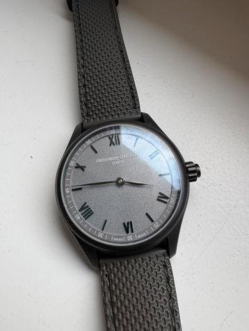 Frederique constant smartwatch full set beschikbaar voor biedingen