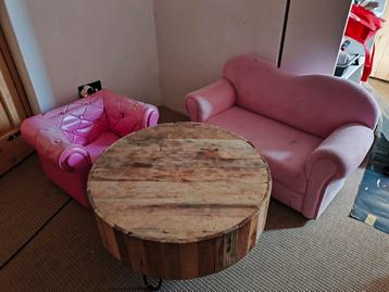 Zithoekje kinderen gratis tafeltje fauteuil bankje roze beschikbaar voor biedingen