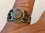 Leuk model zilveren ring Maansteen, Sieraden, Tassen en Uiterlijk, Ringen, Verzenden, Met edelsteen, Dame, Zilver