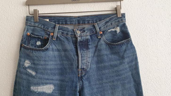 Levi's 501 Ripped Jeans - Maat W28-W32, Kleding | Dames, Spijkerbroeken en Jeans, Gedragen, W30 - W32 (confectie 38/40), Blauw