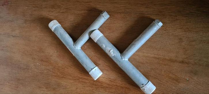 Betonpoer handvaten M16, Doe-het-zelf en Verbouw, IJzerwaren en Bevestigingsmiddelen, Zo goed als nieuw, Ophalen of Verzenden
