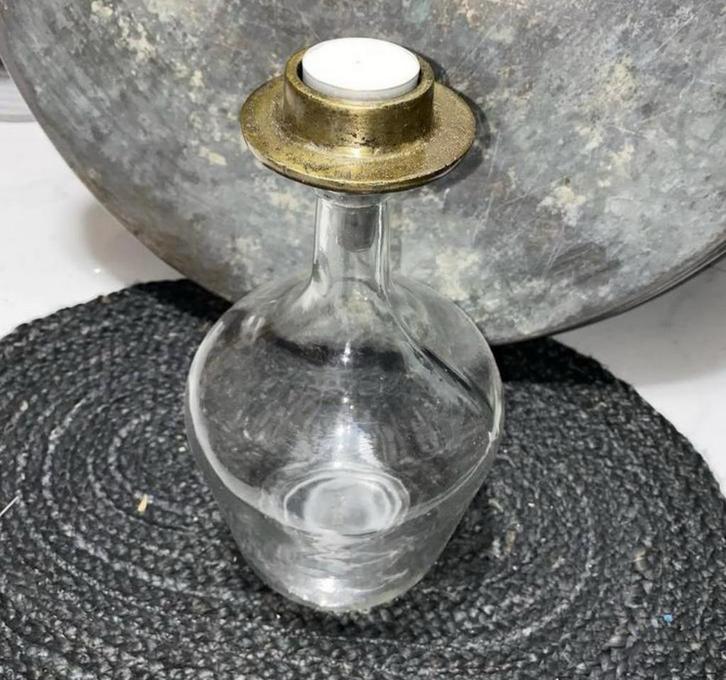 Kandelaar glazen fles goud antiek flessenstop design, Huis en Inrichting, Woonaccessoires | Kandelaars en Kaarsen, Nieuw, Kandelaar