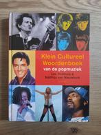 Klein cultureel woordenboek van de popmuziek, Artiest, Ophalen of Verzenden, Zo goed als nieuw, M. van Nieuwkerk; Leo Blokhuis