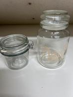Twee vintage voorraadpotten en klein strooi flesje, Ophalen of Verzenden, Gebruikt