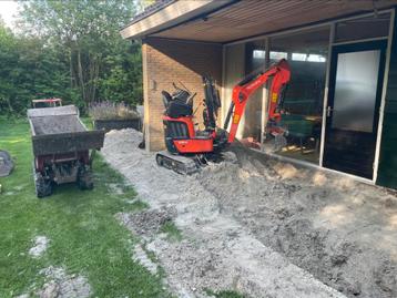 Minigraver huren  beschikbaar voor biedingen
