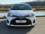 Toyota Yaris 1.5 Hybrid Aspiration, Gebruikt, Zwart, 4 cilinders, Wit