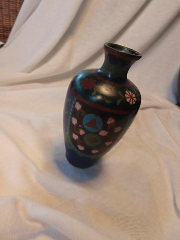 Antieke Japanse Cloisonné Vaas - Meiji Periode beschikbaar voor biedingen