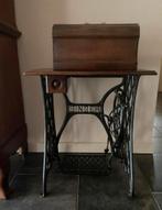 Antieke Singer Naaimachine, Ophalen