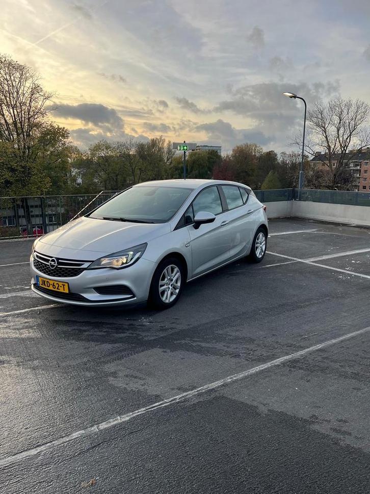 Opel Astra 1.6 Cdti 81KW 2018 NIEUWE APK/ EERSTE EIGENAAR, Auto's, Opel, Particulier, Astra, Diesel, Hatchback, Handgeschakeld