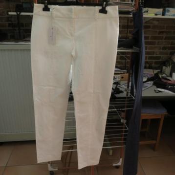 Broek nieuw wit Patrizia Pepe mt 42 (it46) beschikbaar voor biedingen