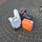 Vuilwatertank en cherrycans, Ophalen