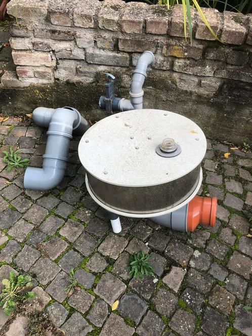Zeeffilter rond model met sproeier, Tuin en Terras, Vijver-toebehoren, Gebruikt, Vijverfilter, Ophalen of Verzenden