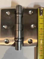 RVS Scharnier - Perfect voor deuren en meer!, Ophalen of Verzenden, Gebruikt, Rvs, Scharnier