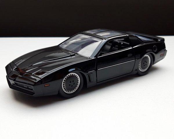 Miniatuur Knight Rider kitt – Pontiac K.I.T.T. – Jada 1:32, Hobby en Vrije tijd, Modelauto's | 1:32, Nieuw, Auto, Overige merken