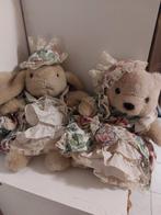 Pluche beer en konijn met kleding aan, Ophalen of Verzenden, Beer