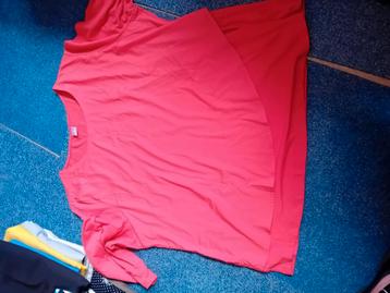Shirt mt 50 beschikbaar voor biedingen