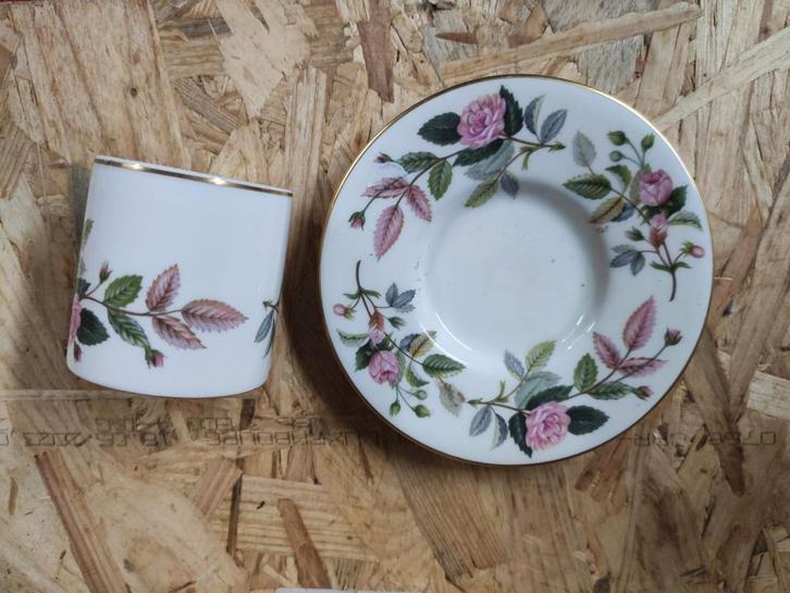 Kop en schotel Wedgwood Hathaway Rose. WD-18., Antiek en Kunst, Antiek | Porselein, Ophalen of Verzenden