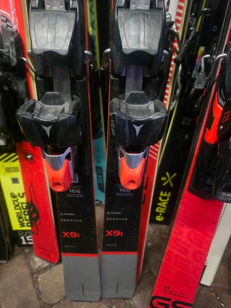 165cm ATOMIC REDSTER X9I, 160 tot 180 cm, Ophalen of Verzenden, Zo goed als nieuw, Carve