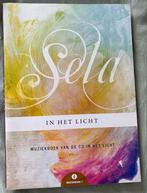 Sela - In het Licht - Muziekboek, Ophalen of Verzenden, Gelezen, Artiest