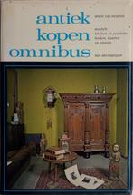 Antiek kopen Omnibus. ISBN 9789025261665., Boeken, Gelezen, Antiek, Anton van Oirschot, Verzenden