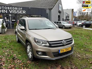 Volkswagen Tiguan 1.4 TSI Sport&Style *trekhaak*panoramadak* beschikbaar voor biedingen