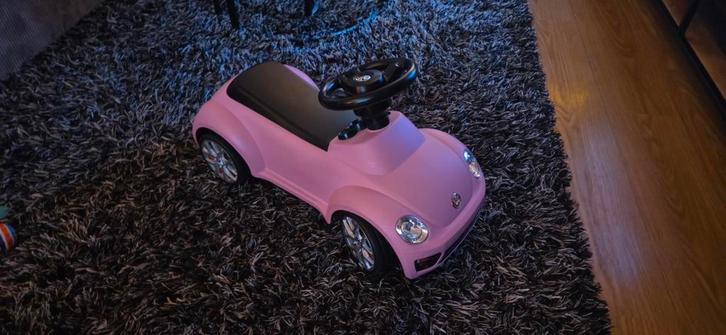 Volkswagen Beetle Loopauto - Roze, Kinderen en Baby's, Speelgoed | Buiten | Voertuigen en Loopfietsen, Ophalen