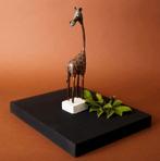 Giraffe Sculptuur - Sharon Stone Stijl. Nieuw. Hoogte 30 cm, Antiek en Kunst, Kunst | Beelden en Houtsnijwerken, Ophalen of Verzenden