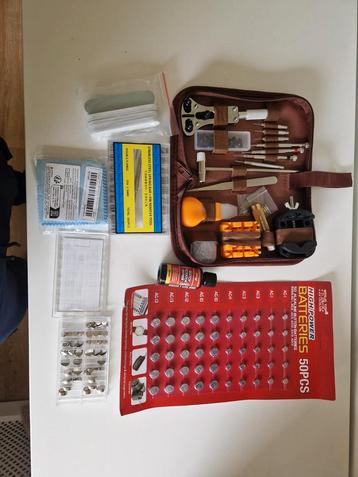 Complete horloge reparatie set beschikbaar voor biedingen