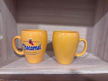Originele Chocomel bekers, linkshandig, nog 5 stuks beschikbaar voor biedingen
