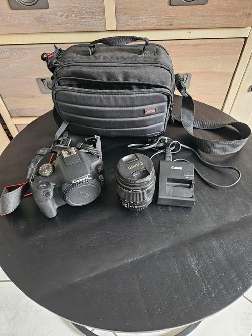 Canon EOS 2000D, Audio, Tv en Foto, Fotocamera's Digitaal, Zo goed als nieuw, Canon, Ophalen of Verzenden