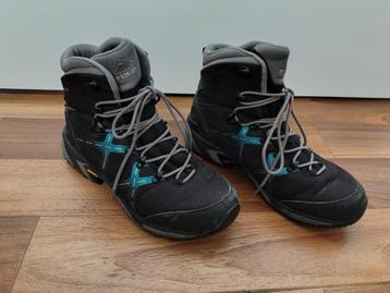 Wandelschoenen McKinsley maat 39 (AMPER GEDRAGEN!) beschikbaar voor biedingen
