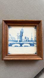Mooi Delfst blauw tegeltje 13x13 in houten lijst, Antiek en Kunst, Ophalen of Verzenden