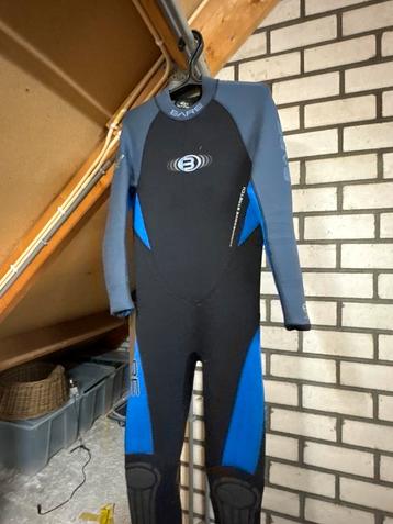 BARE Duikpak Neopreen 5mm Maat L - Goede Staat beschikbaar voor biedingen