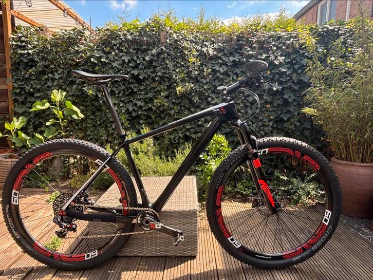 Cube elite race carbon/ Enve wielset, Fietsen en Brommers, Fietsen | Mountainbikes en ATB, Zo goed als nieuw, Overige merken, Hardtail