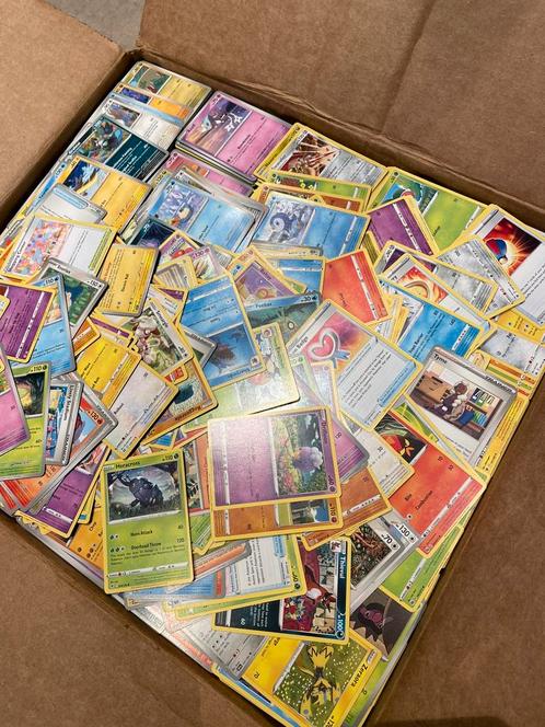 10.000+ pokemon kaarten bulk, Hobby en Vrije tijd, Verzamelkaartspellen | Pokémon, Zo goed als nieuw, Meerdere kaarten, Ophalen of Verzenden