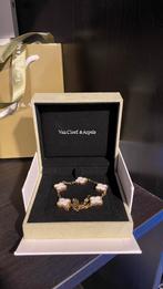 Van Cleef Armband - Wit met Goud, Sieraden, Tassen en Uiterlijk, Armbanden, Ophalen of Verzenden, Nieuw, Wit, Overige materialen